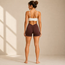 Shorts deportivos scrunch espalda en V