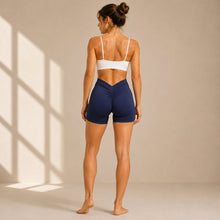 Shorts deportivos scrunch espalda en V